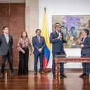 La alcaldesa Claudia López posesionó a los directores del IDT, Idartes, IDEP y al alto consejero para las Víctimas.