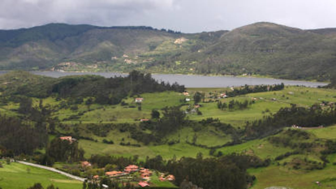 El presidente Juan Manuel Santos presentó este miércoles el 'plan de choque' para agilizar la restitución de tierras a víctimas de la violencia.