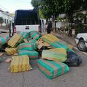 Las autoridades incautaron casi una tonelada y media de marihuana.