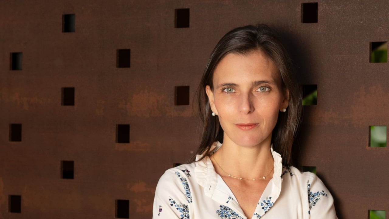 Camila Escobar, presidenta de Procafecol, es la invitada a este episodio de CEOs Dinero.