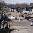 La ciudad de Mayfield, en el oeste de Kentucky, fue la “zona cero” de la tormenta, un escenario de “devastación masiva”.