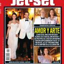 AMOR Y ARTE
La nieta del maestro Botero y Gloria Zea e hija de Lina Botero y Alfred Wild se caso en Cartagena con un guapo banquero suizo. Lo mejor del jet set internacional los acompano en la celebracion.
Fernando Botero y Sophia Vari Lina Botero Andra Wild Botero Raphael Kappeler.
Portada Portadas Edicion 346
Febrero 22 de 2017