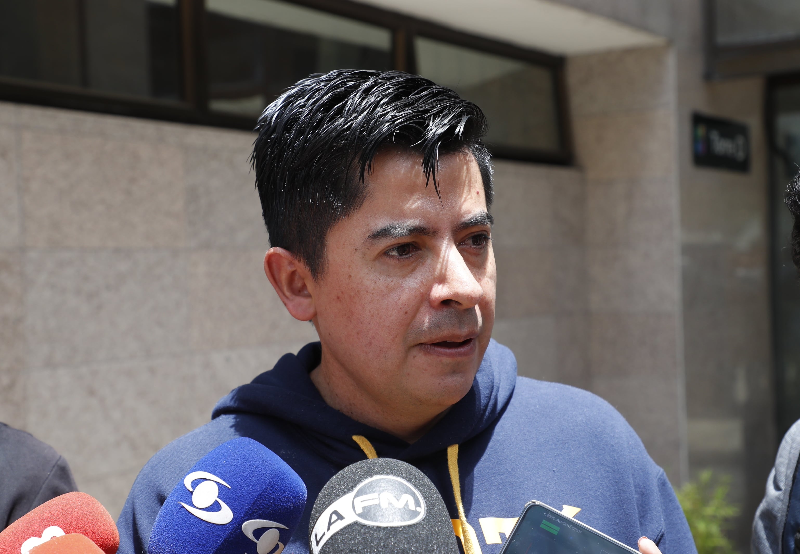 Senador Ariel Ávila 
Conciliación con el Ex presidente Álvaro Uribe