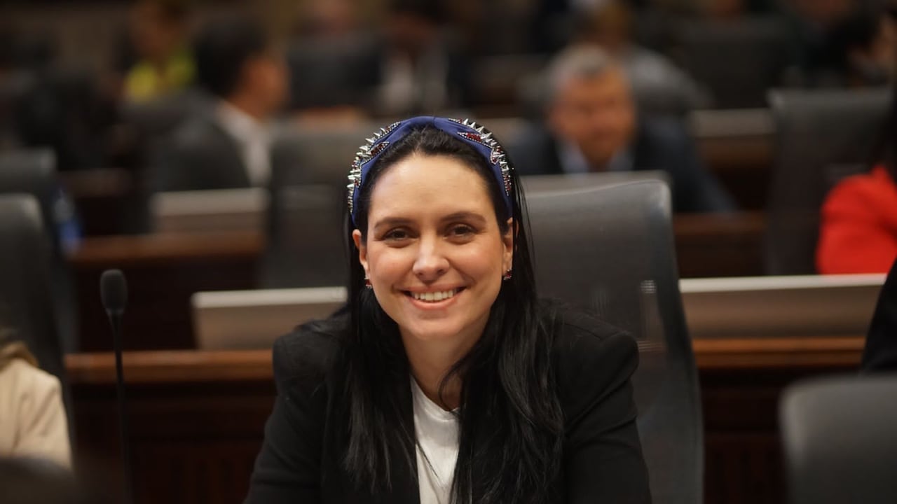 La representante María del Mar Pizarro responde a las críticas de la Alianza Verde.