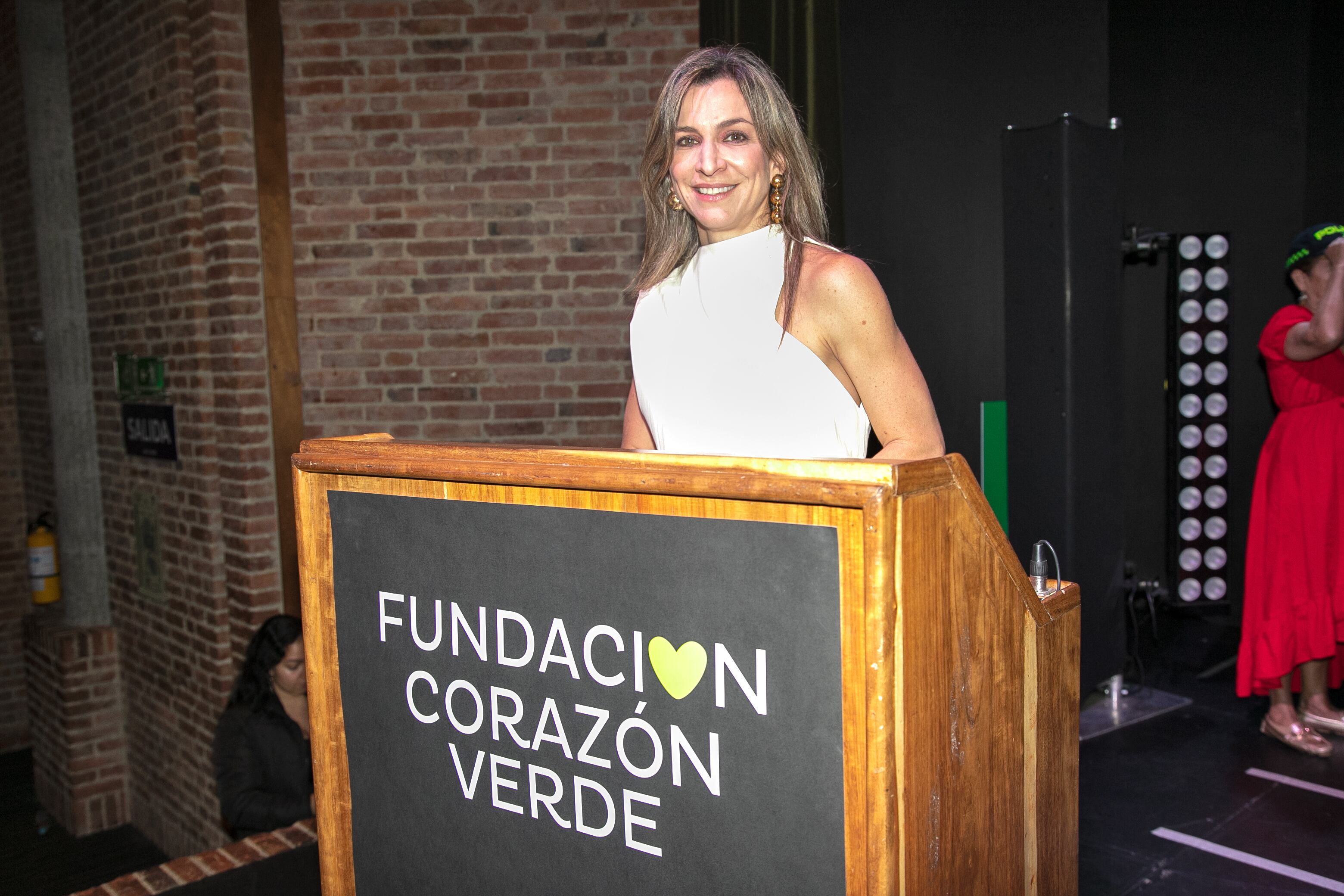 Premio al mejor Policia de Colombia , Cristina Botero