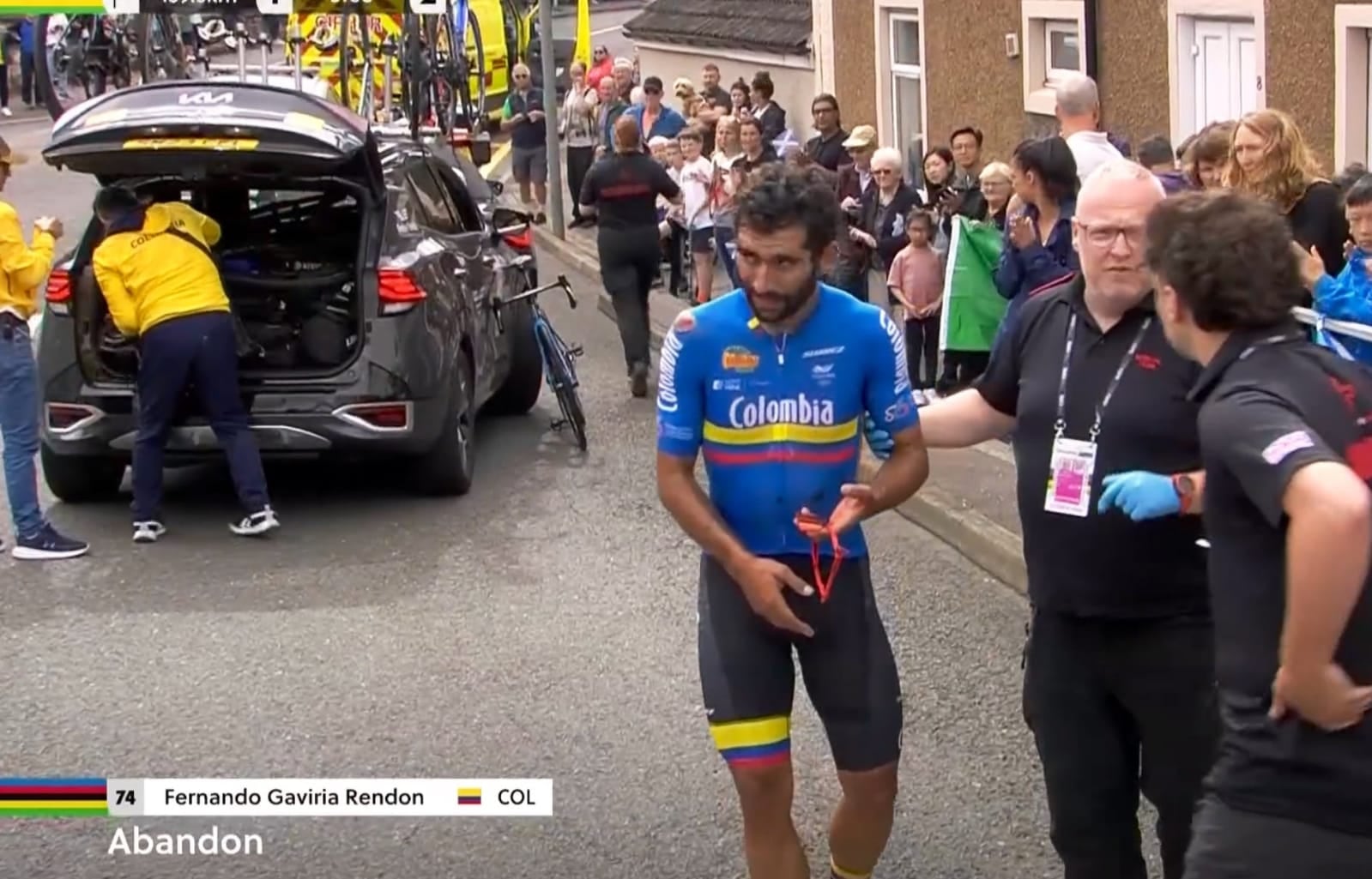 Fernando Gaviria se vio obligado a retirarse del Mundial de Ciclismo.