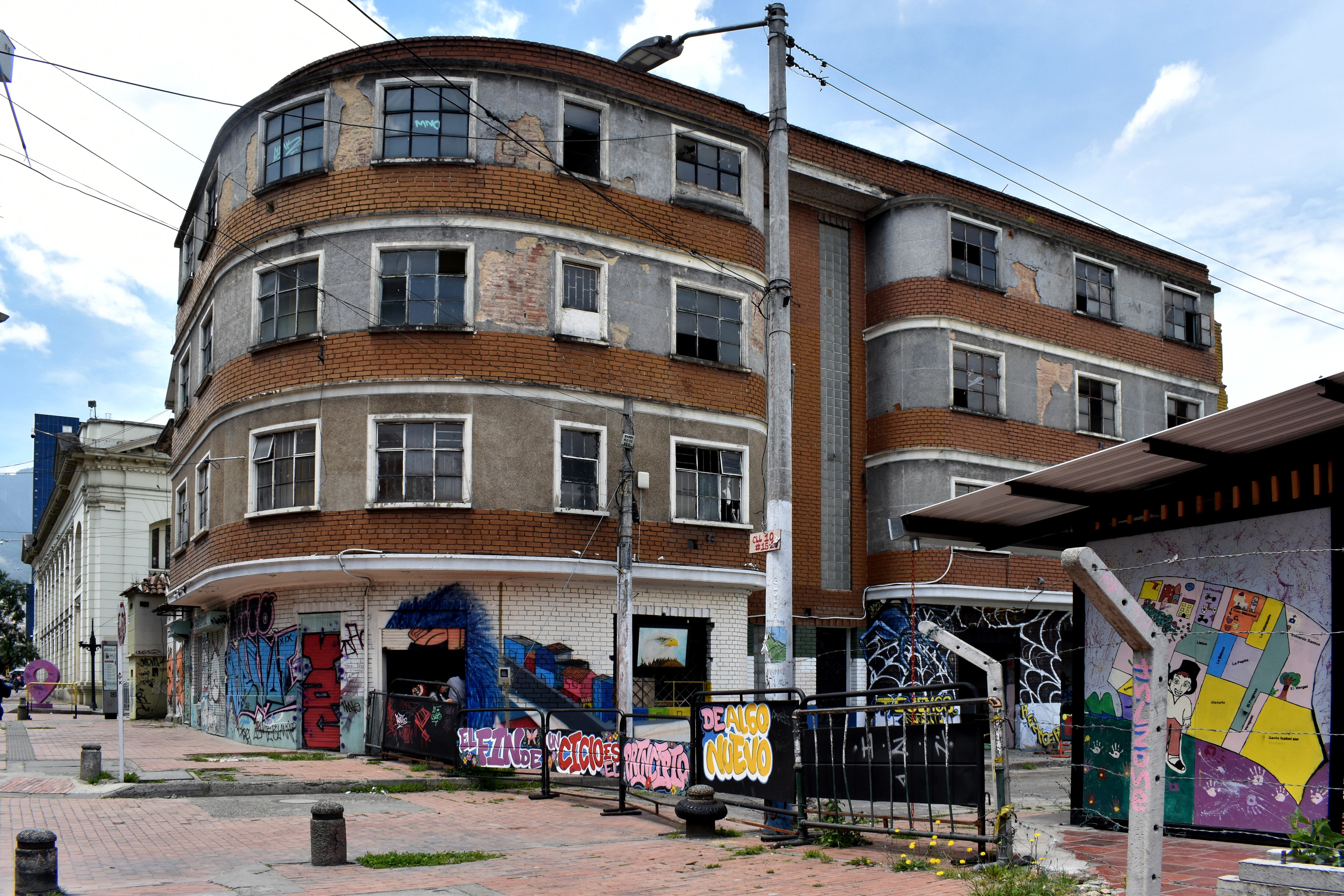 6 años después, el Bronx. Se construirá la Alcaldía de los Martires y Bronx distrito creativo