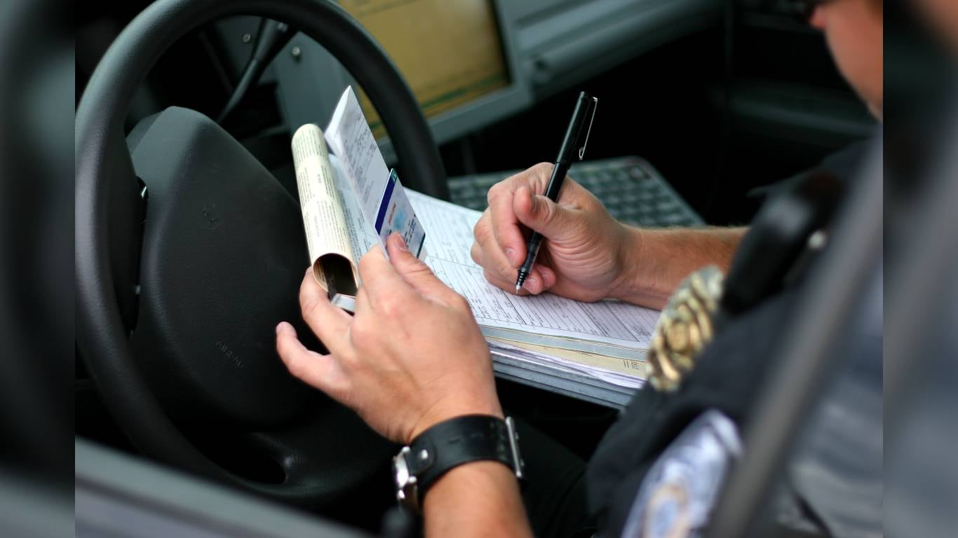 La secretaria de Transito y Transporte de Armenia informó los beneficios para pagar multas por infracciones de tránsito impuestas hasta el 30 de junio del 2021. Imagen de referencia. Foto: Getty Images.
