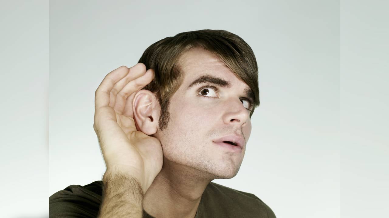 Vitaminas A, C y E, además de zinc y ácido fólico, aportan nutrientes para mejorar la audición. Foto: Getty images.