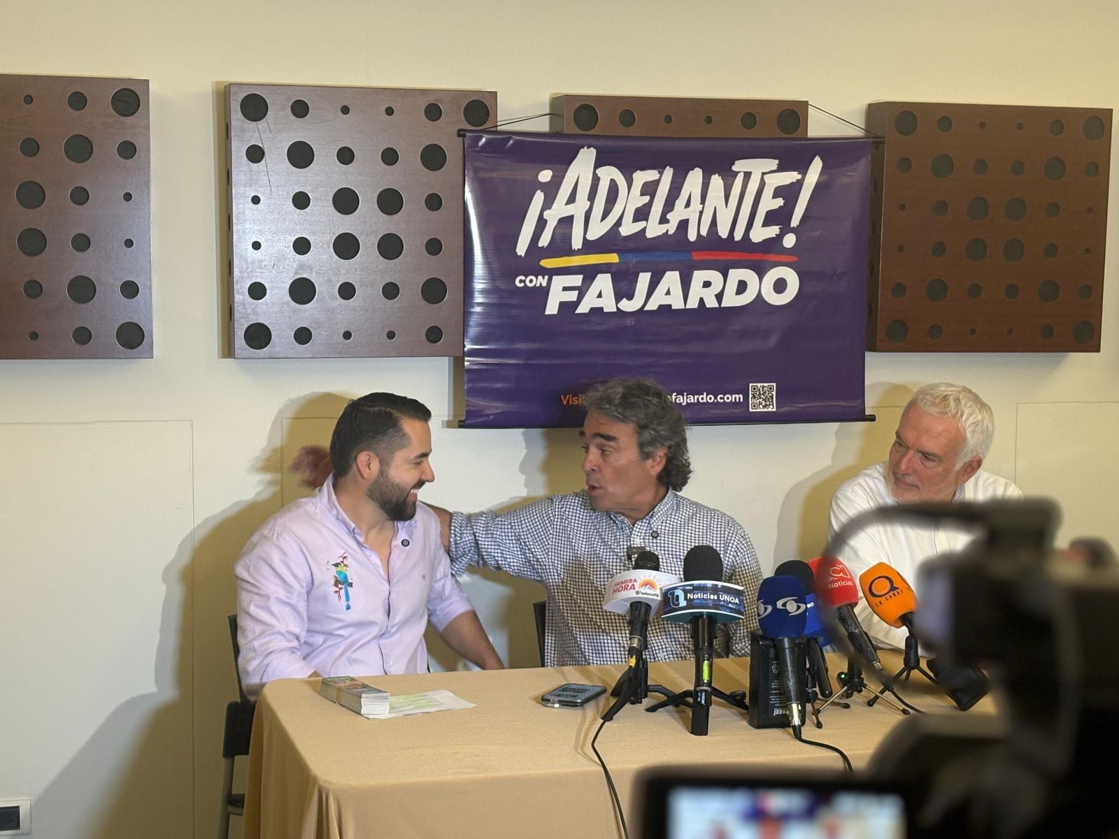 El representante a la Cámara, Alejandro García, se sumó a la campaña del candidato presidencial, Sergio Fajardo.