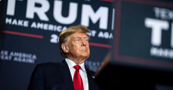 CNN decidió confrontar a Trump, favorito en los sondeos para ganar las primarias republicanas de cara a las presidenciales de 2024,