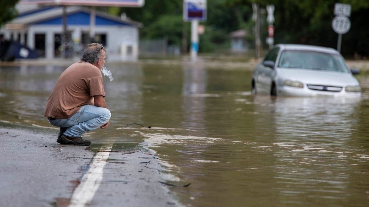 Las inundaciones se han cobrado la vida de ocho personas en Kentucky, Estados Unidos. Foto: EPC.