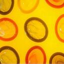 Los condones aún no están a la venta.