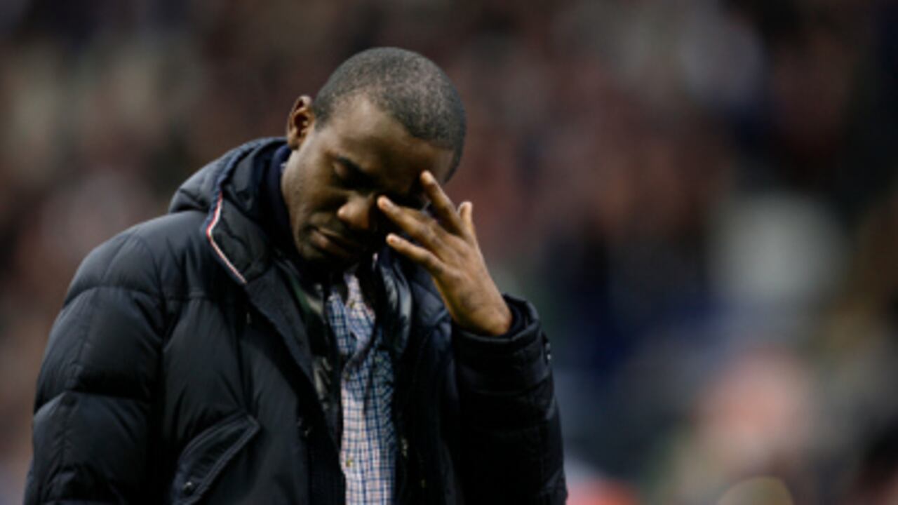El jugador recibió una ovación de pie en el estadio.