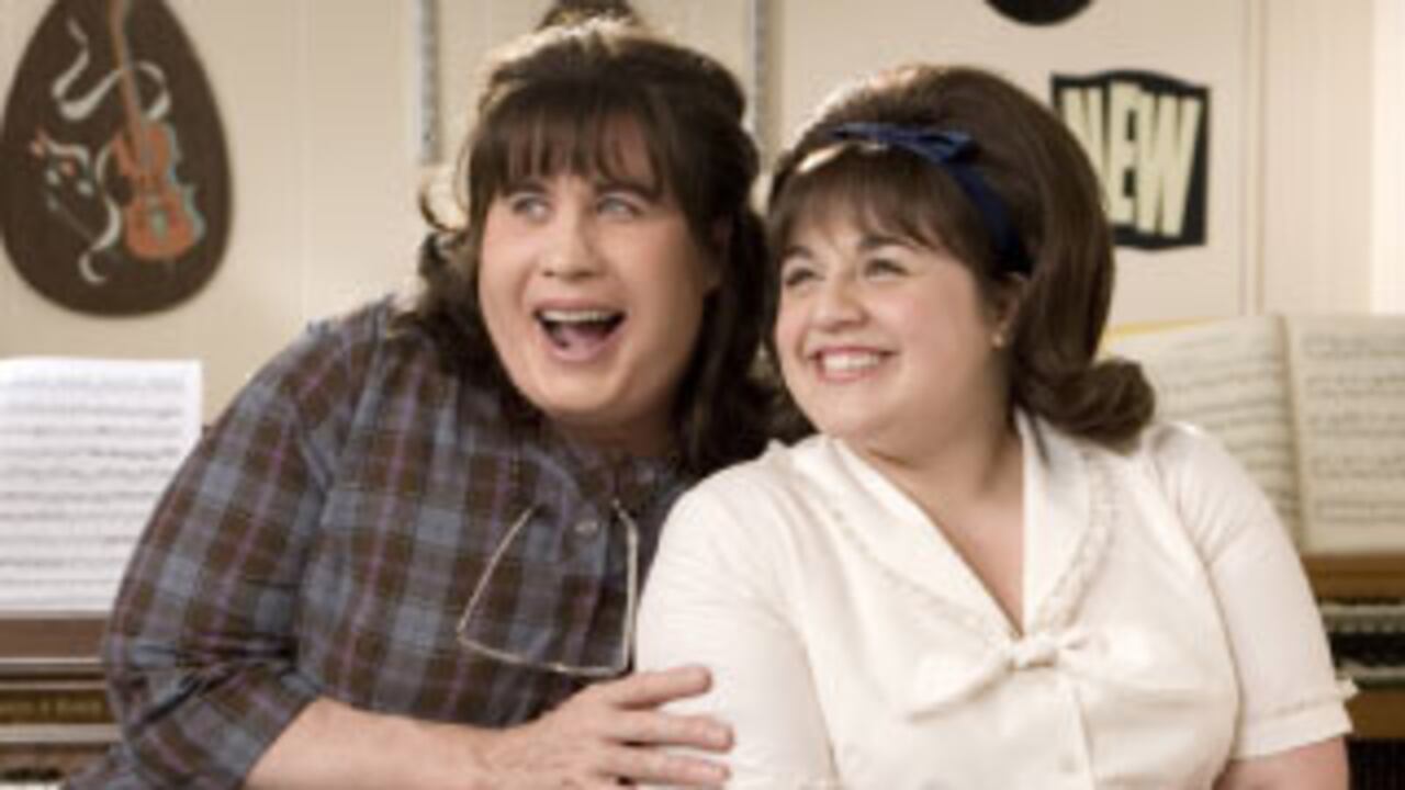 Tracy Tumblad (Nikki Blonsky) sueña con ser una estrella de la televisión, no obstante los deseos de su madre Edna
