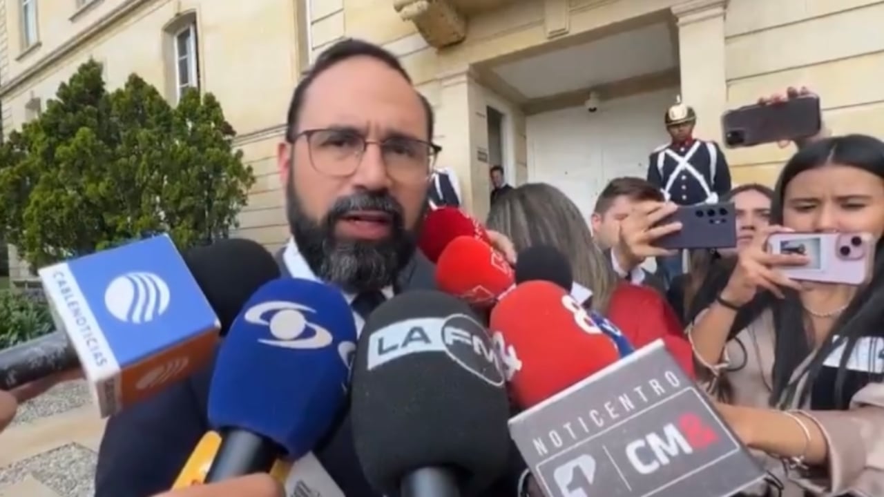 Ministro de Minas y Energía Andrés Camacho