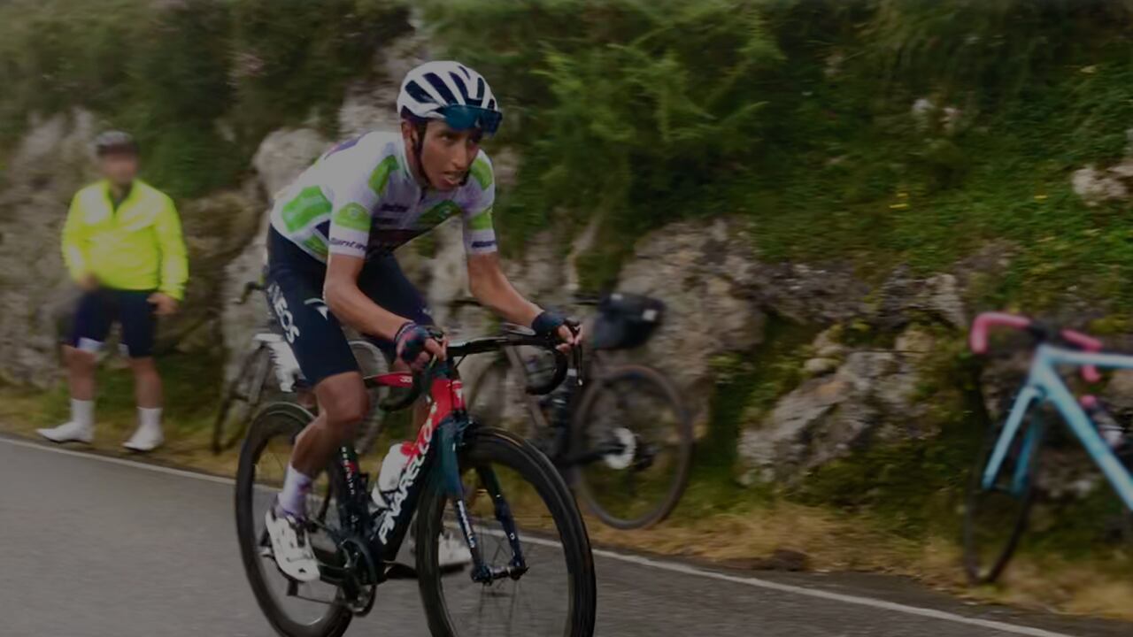 EGAN BERNAL ETAPA 17