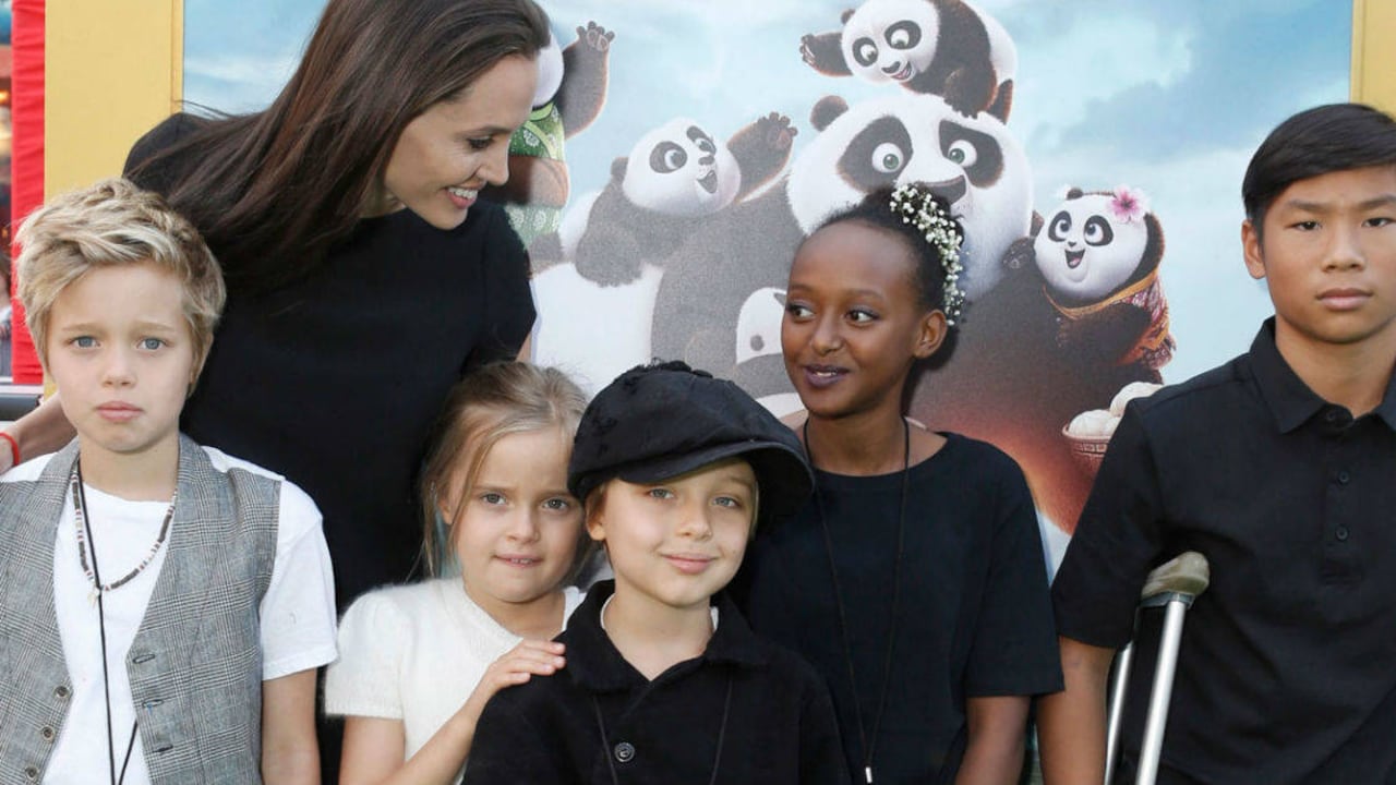 Angelina Jolie y Brad Pitt tienen seis hijos.