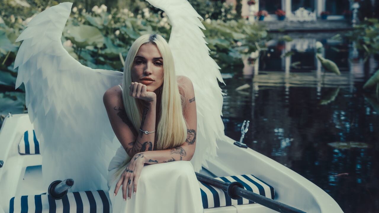 Elena Rose debuta con su álbum ‘Bendito Verano’