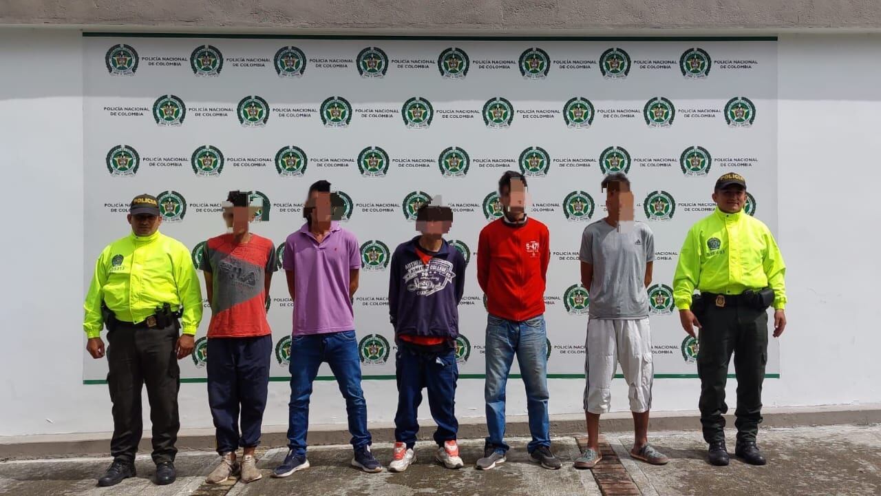 En total fueron capturados cinco presuntos integrantes de ‘Los Fénix’