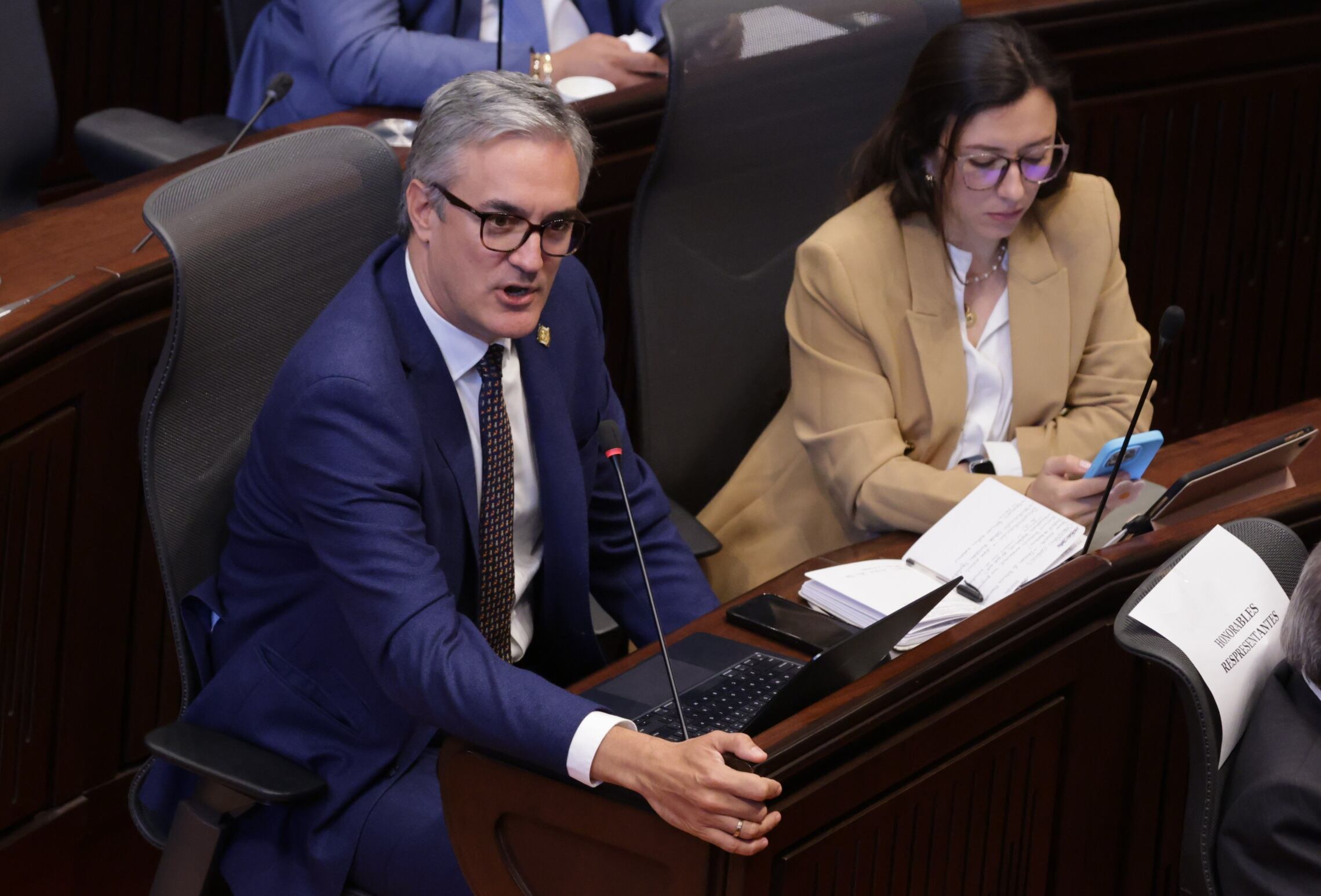 Sesión de las comisiones económicas conjuntas en la Cámara de Representantes