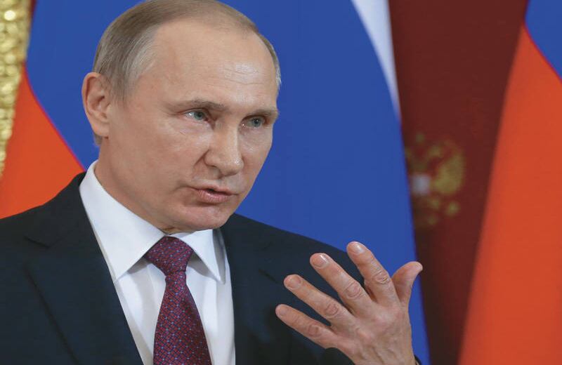 2.¿Son Putin y Trump simples amigos, o es el segundo un títere controlado desde el Kremlin?  