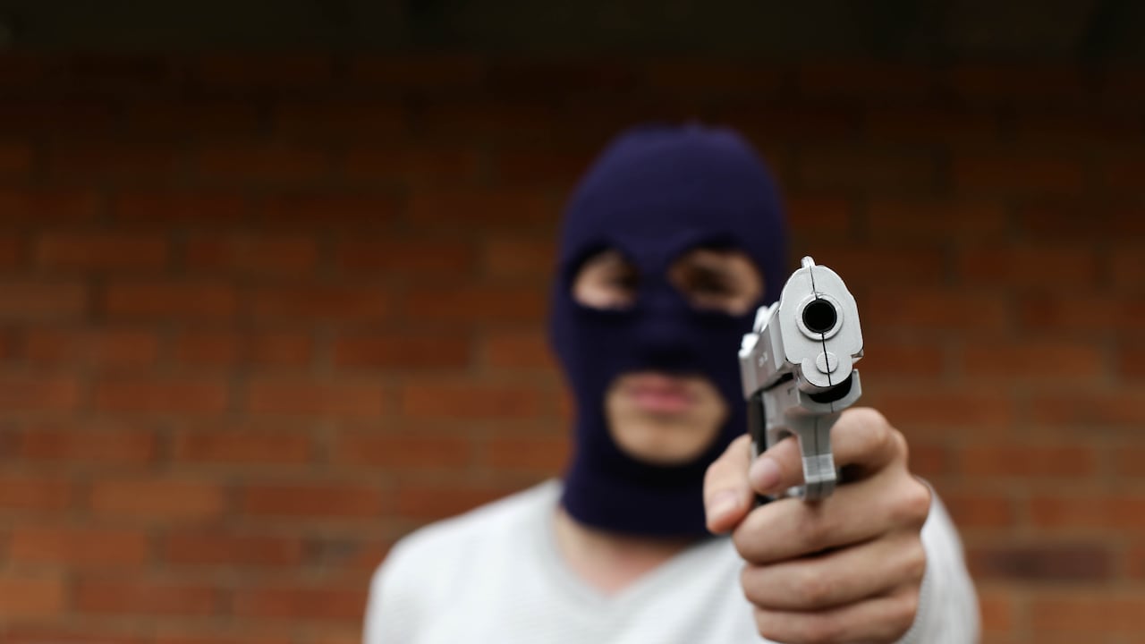 Las víctimas fueron atacadas a tiros.