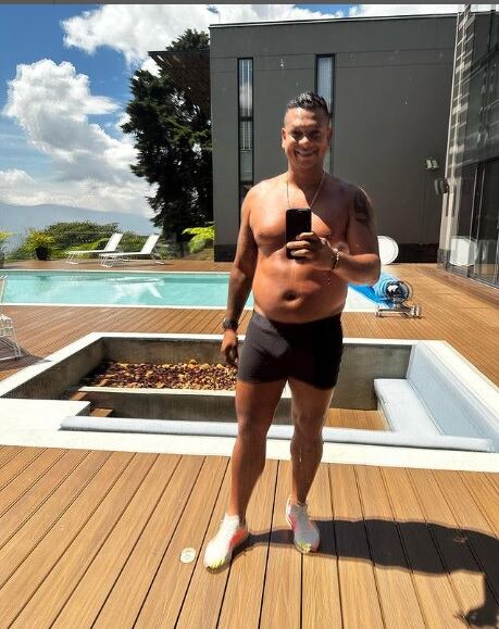 Fredy Guarín sorprendió a sus seguidores con foto en traje de baño y un reflexivo mensaje.