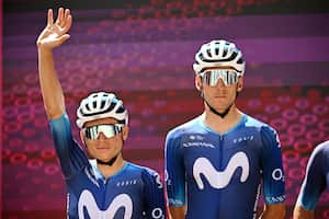 Einer Rubio y Carlos Verona, corredores del Movistar Team.
