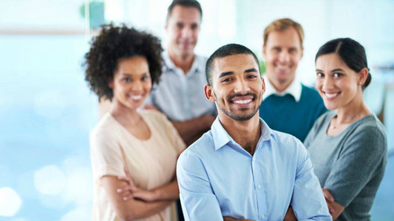 Contar con equipos multidisciplinarios, en los que la experiencia acompañe los nuevos pasos de los más jóvenes de la organización es actualmente una de las tendencias más fuertes a la hora de componer la nómina de trabajadores.