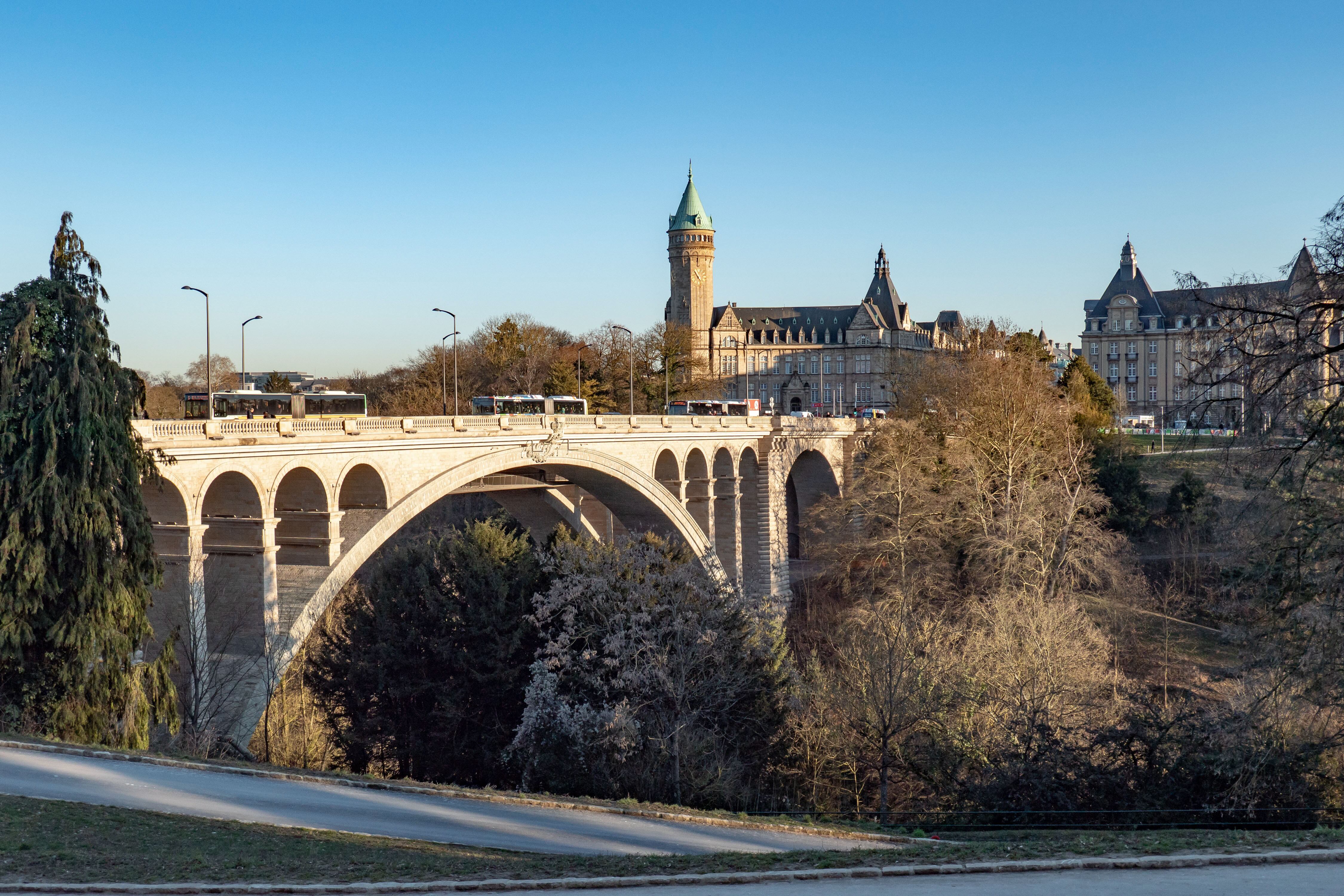 El país Europeo cuenta con grandes beneficios para sus ciudadanos y residentes