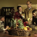 A FRIEND OF THE FAMILY-- “The Gift of Tongues” Episode 103 -- Pictured: (l-r) Hendrix Yancey as Young Jan Broberg, Anna Paquin as Mary Ann Broberg, Colin Hanks as Bob Broberg, Mila Harris as Young Karen Broberg, Elle Lisic as Young Susan Broberg -- (Photo by: Erika Doss/Peacock)