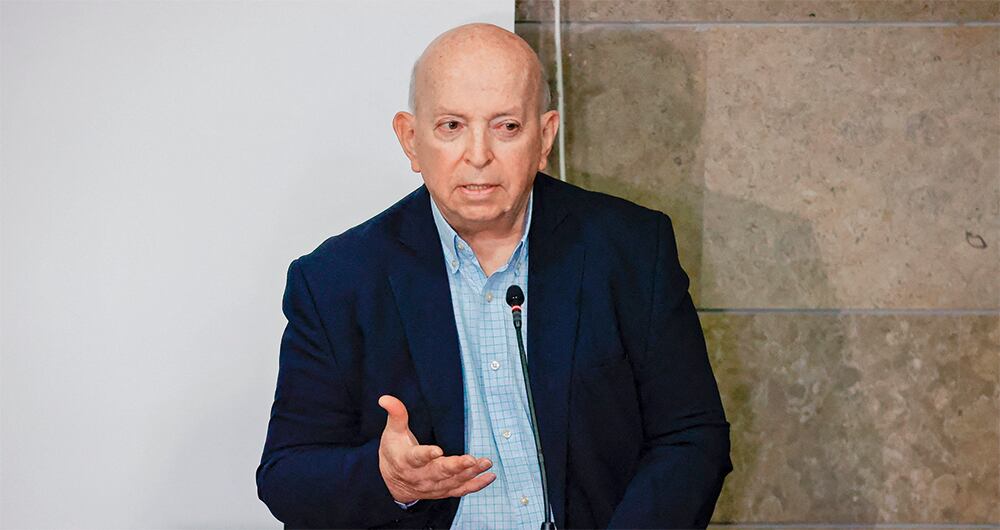 El alto comisionado para la paz, Otty Patiño, no parece optimista frente a las negociaciones con el ELN.