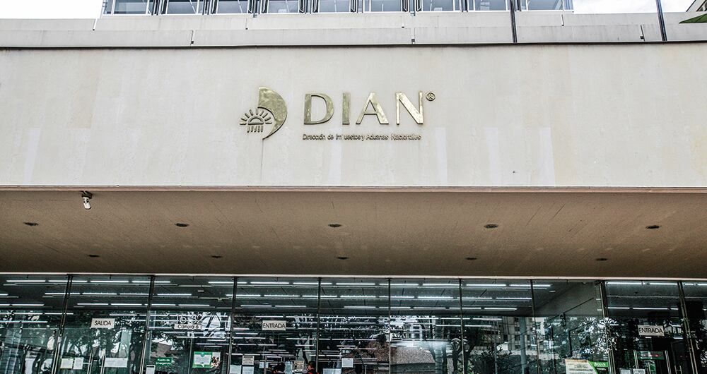 Para poder ejecutar todos sus planes de gobierno, se estima que el nuevo presidente necesitará de unos 50 billones de pesos, que aspiraría a recaudar con una ambiciosa reforma tributaria, la cual tendrá que tramitar en un Congreso dividido y con mucho lobby en contra.