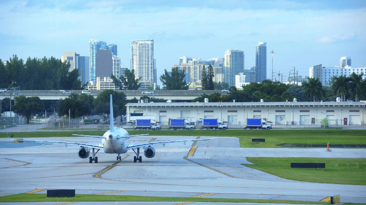 Haciéndose pasar por un pasajero de la aerolínea, Yuniel logró llegar a Fort Lauderdale-Hollywood en el estado de Florida.