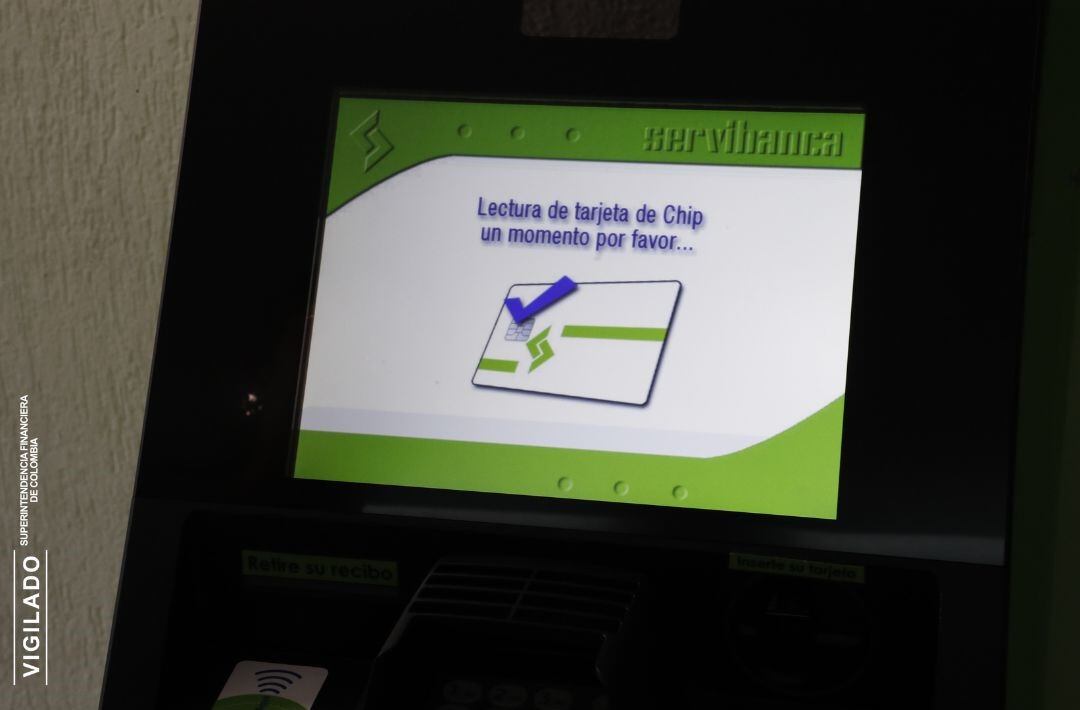 Las tarjetas ya no son retenidas pues ahora el lector es externo.