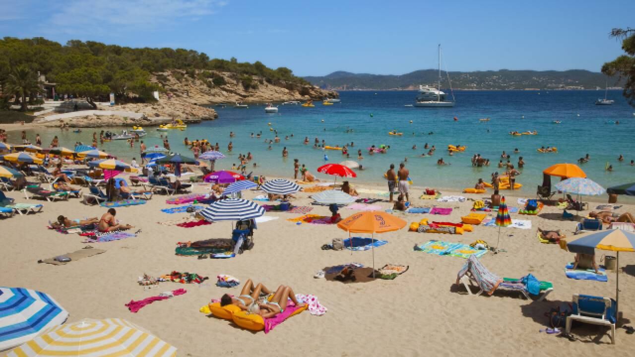 La mujer estaba de vacaciones en Ibiza.