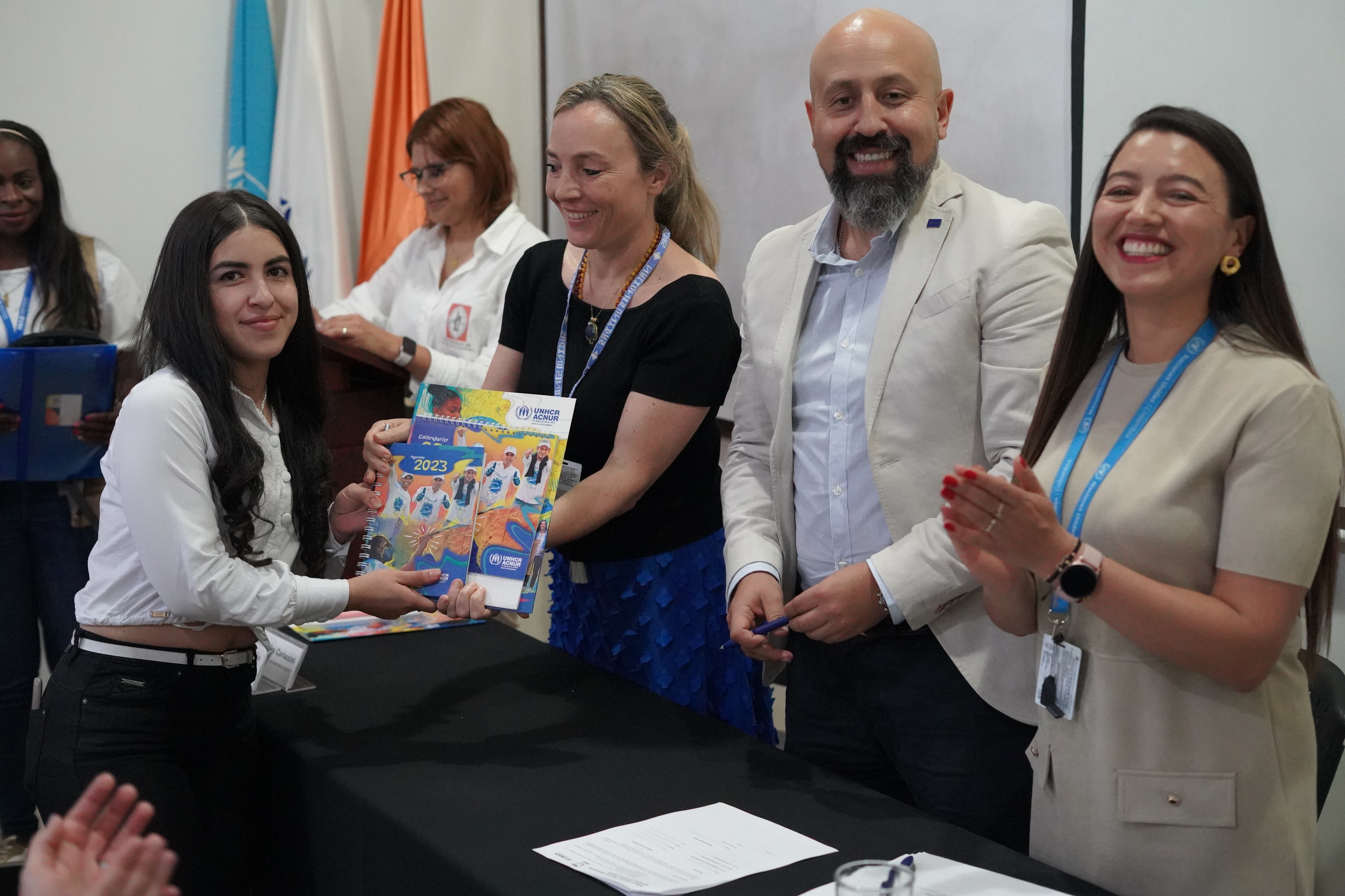 20 jóvenes desplazados, refugiados y migrantes en Cartagena y Medellín podrán cursar sus estudios universitarios, becados por ACNUR