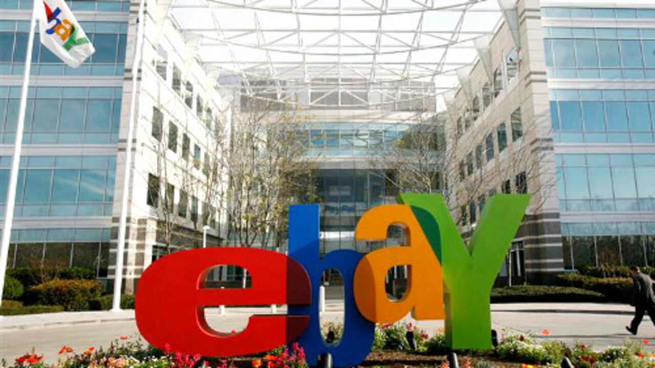 La compañía con sede en San Jose, California, dijo que 2 millones de latinoamericanos compran actualmente en sus sitios internacionales, la mitad de ellos en Brasil, el mayor mercado de América Latina.