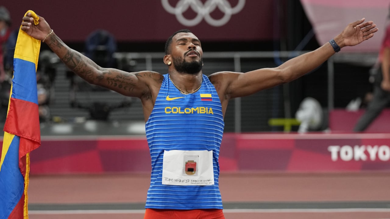 Anthony Zambrano, medallista olímpico en Tokio 2020. Foto: AP/David J. Phillip