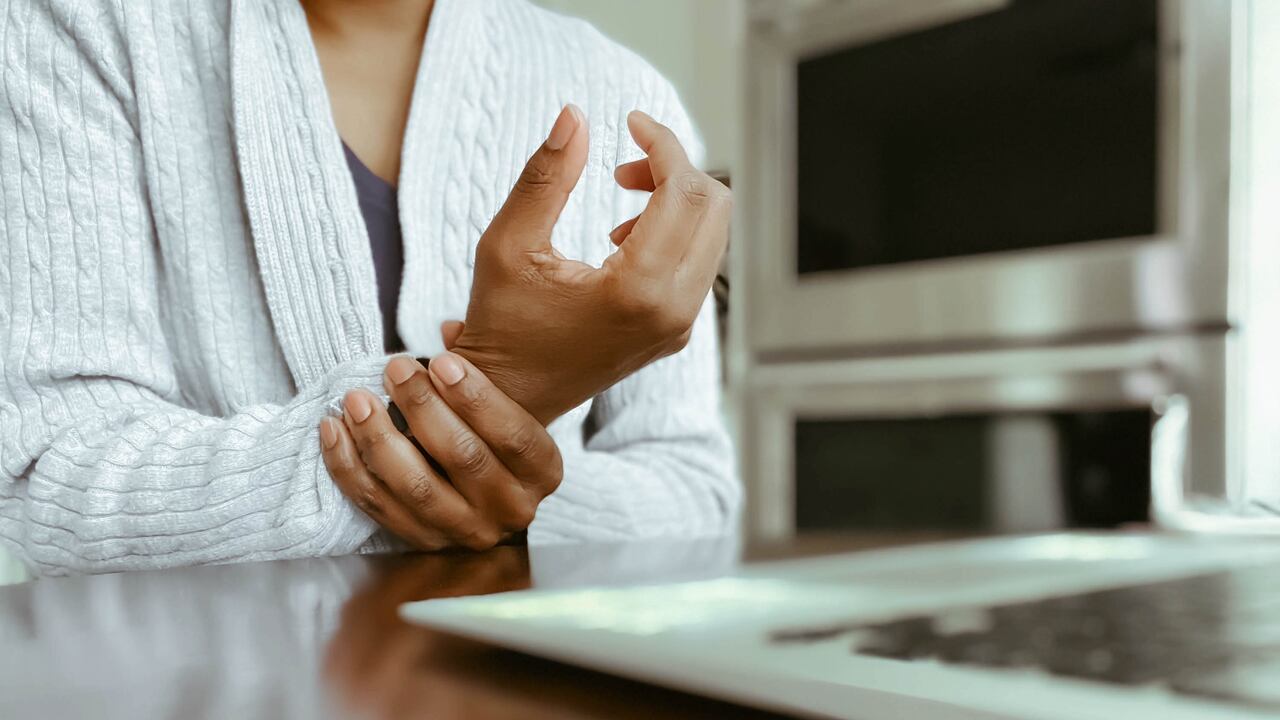 La artritis es una enfemredad de más de 100 tipos.