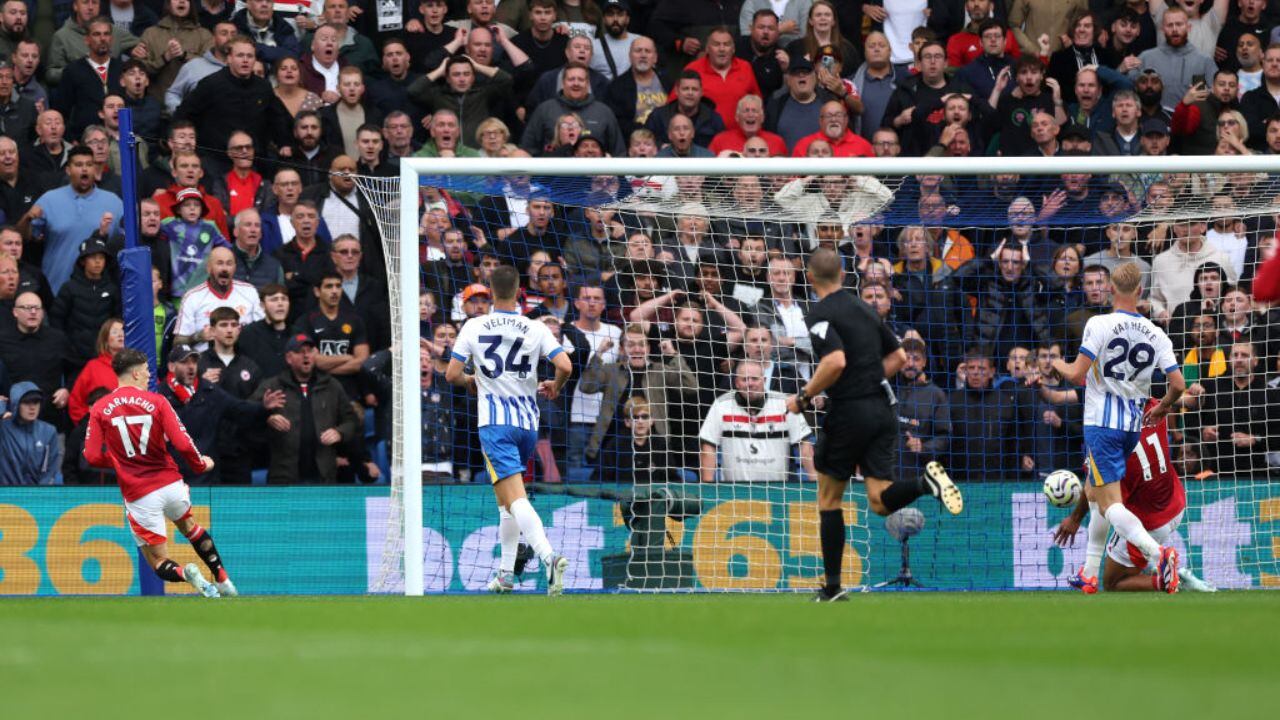 Gol anulado al United.