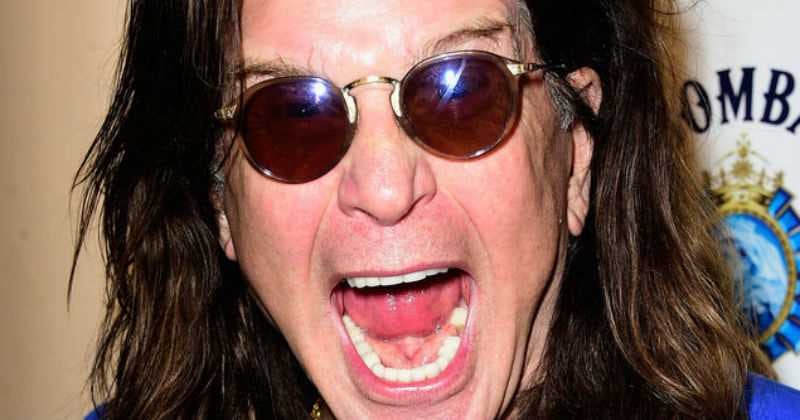 Ozzy lleva 34 años casado con Sharon Osbourne, la representante musical responsable del éxito de su carrera en solitario.