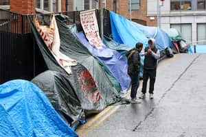 Más del 80 % de los solicitantes de asilo en el país pasaron por la frontera terrestre con la provincia británica de Irlanda del Norte.