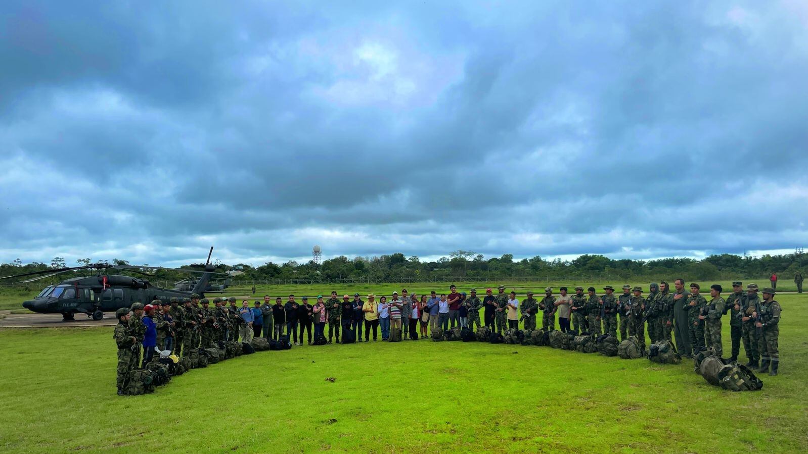 Fuerzas Especiales y una comisión de indígenas Nukak del Guaviare se unieron para reforzar la búsqueda de los menores.