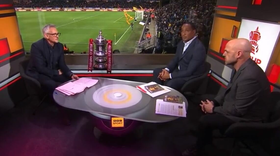 El grupo de panelistas guardó la compostura en medio del incómodo momento.