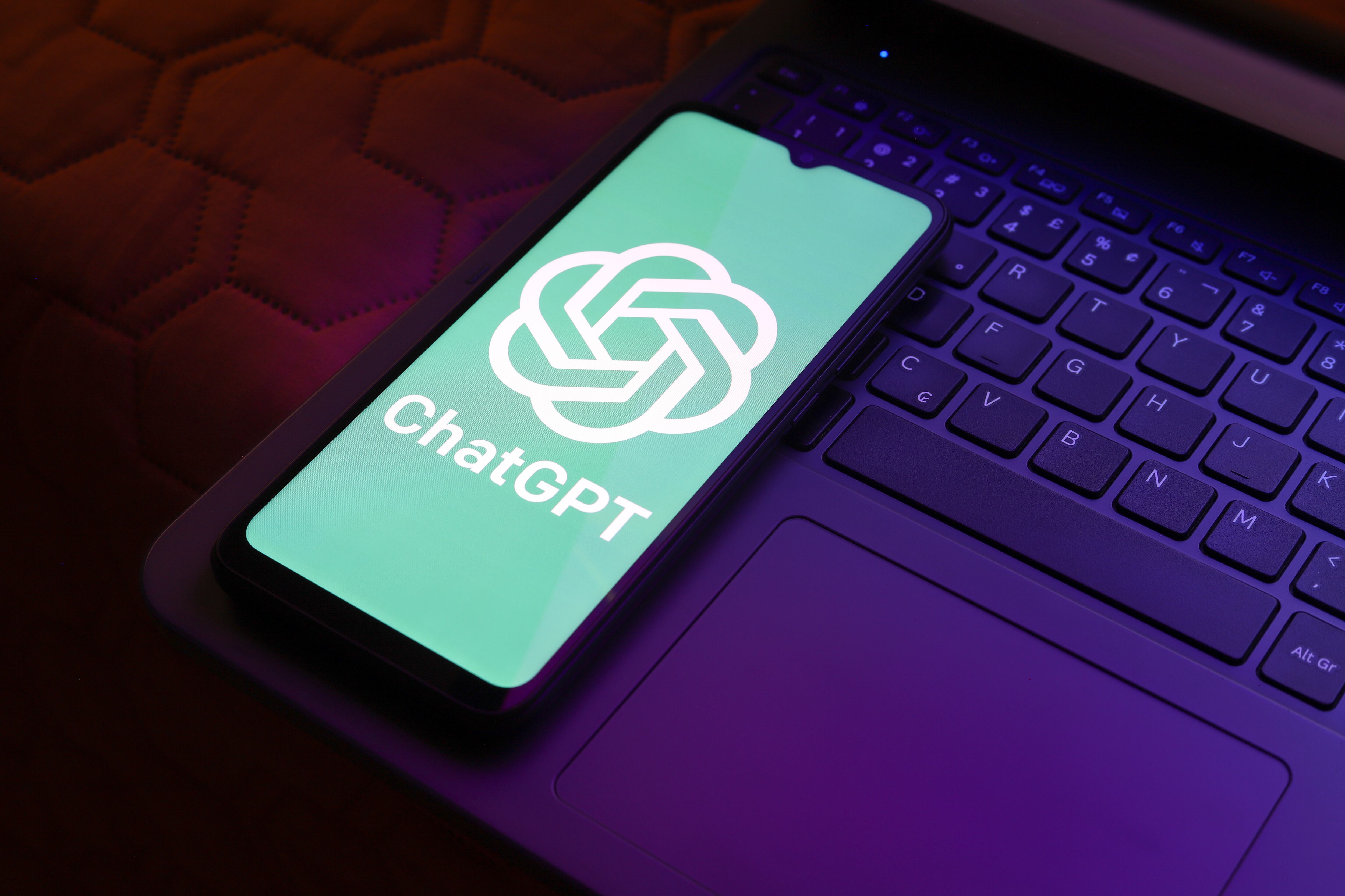 ChatGPT es un modelo de lenguaje desarrollado por OpenAI.