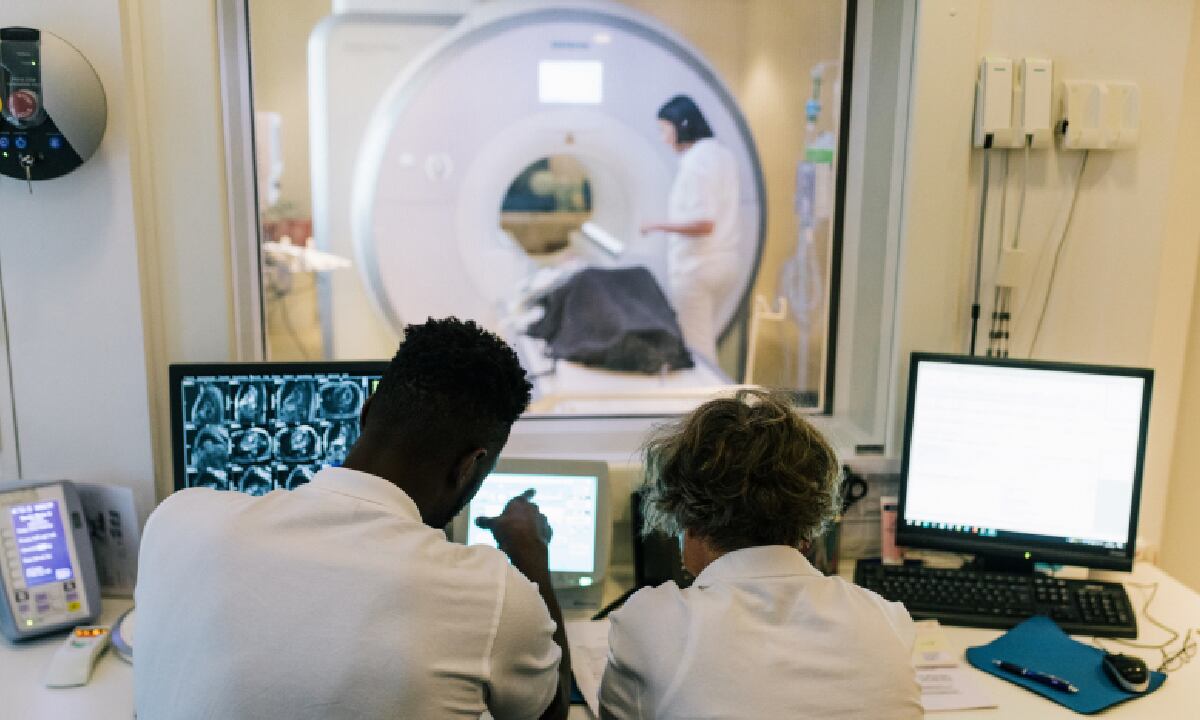 En este tipo de lugares está prohibido el acceso de elementos metálicos y el desconocer las reglas le causó la muerte al abogado.