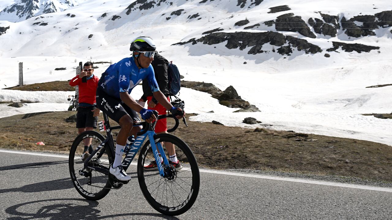 LIVIGNO - MOTTOLINO, ITALY - MAY 19: Nairo Quintana of Colombia and Movistar Team competes in the breakaway climbing the Mottolino (2387m) during the 107th Giro d'Italia 2024, Stage 15 a 222km stage from Manerba del Garda to Livigno - Mottolino 2387m / #UCIWT / on May 19, 2024 in Livigno - Mottolino, Italy. (Photo by Dario Belingheri/Getty Images)