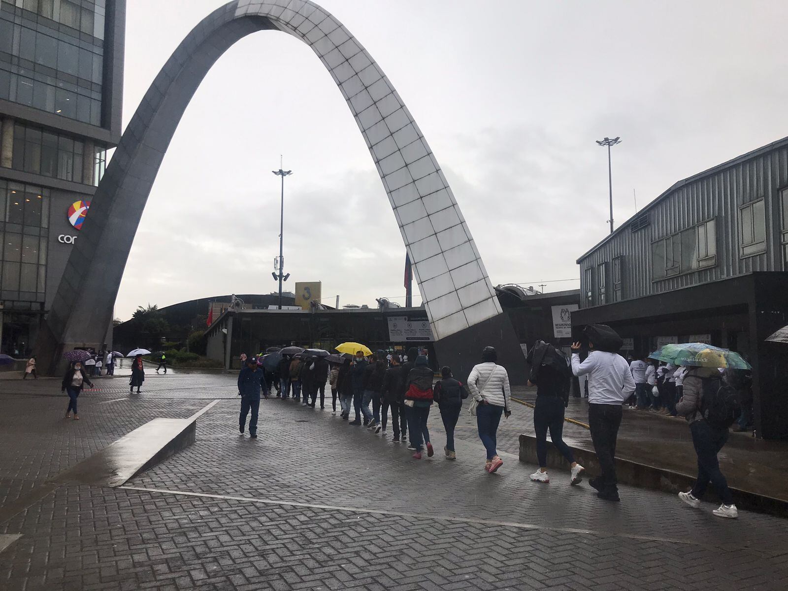 votaciones 29 mayo elecciones presidenciales corferias, filas para votar